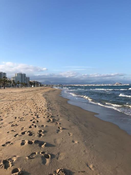 70 Sqm Apartment With Seaview In Arenales Del Sol. Esterno foto