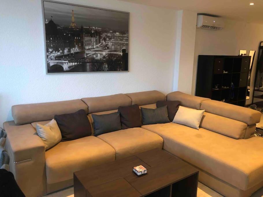 70 Sqm Apartment With Seaview In Arenales Del Sol. Esterno foto